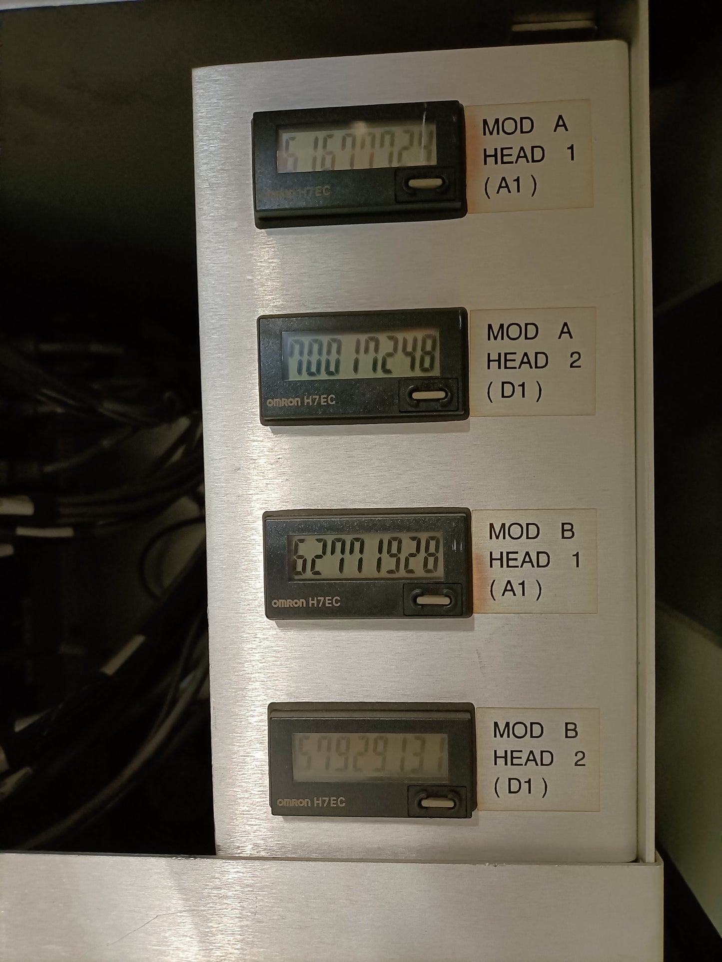 UNIVERSAL GENESIS 4991E GC-120Q, vintage 2010, 4 machines available