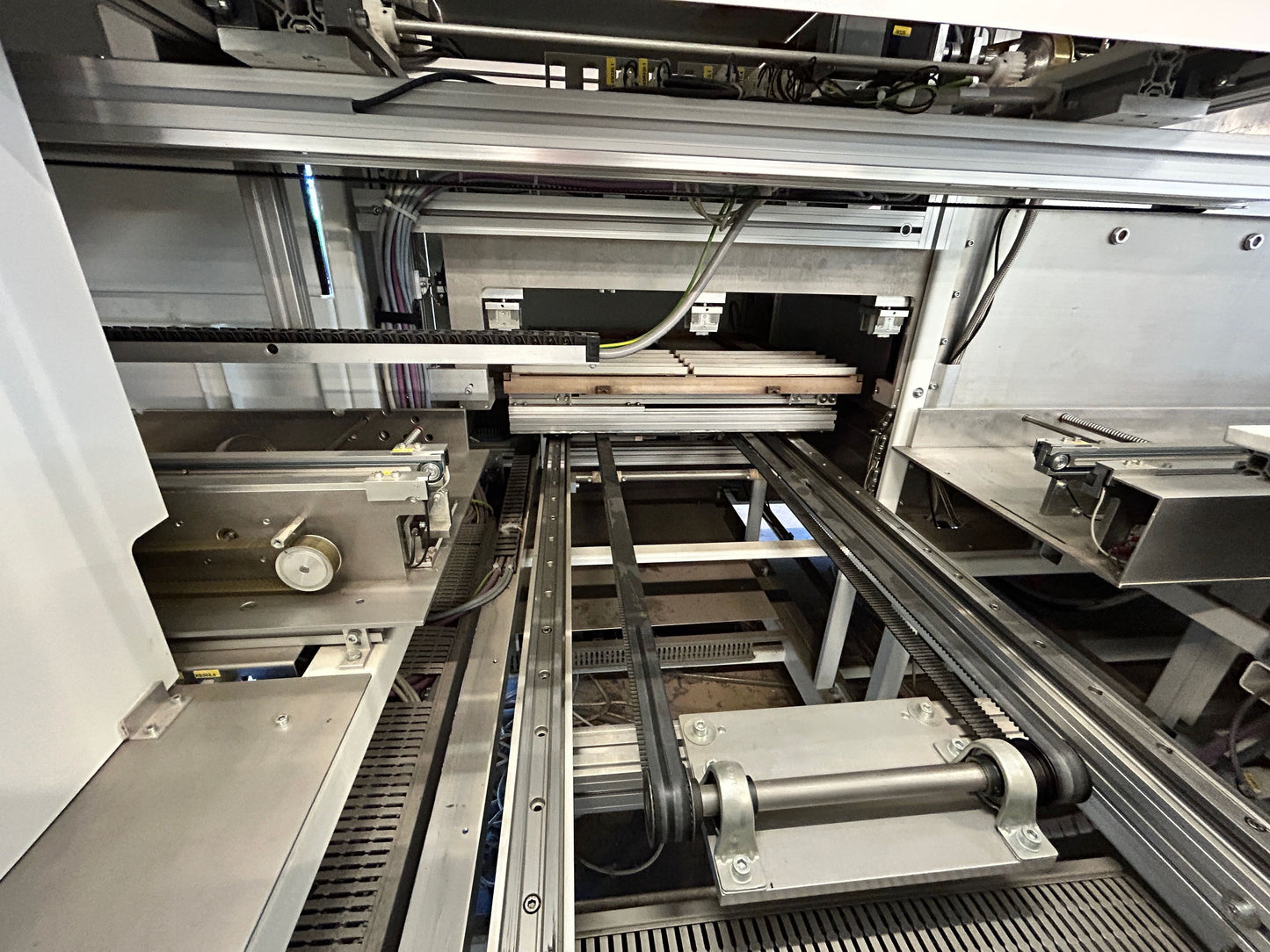 IBL CX600, vintage 2017, inline vapor phase reflow oven
