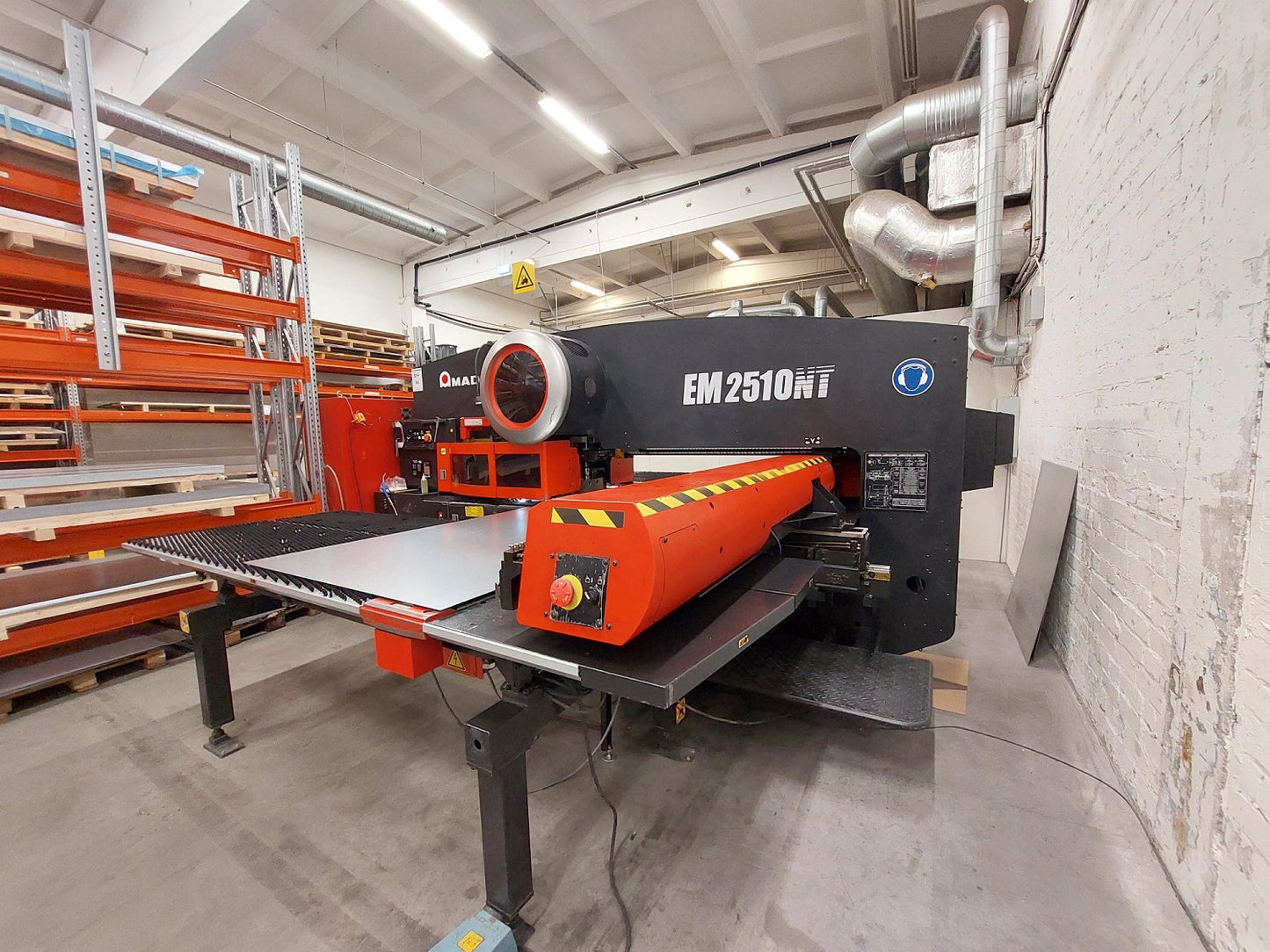 AMADA EM2510NT, vintage 2004