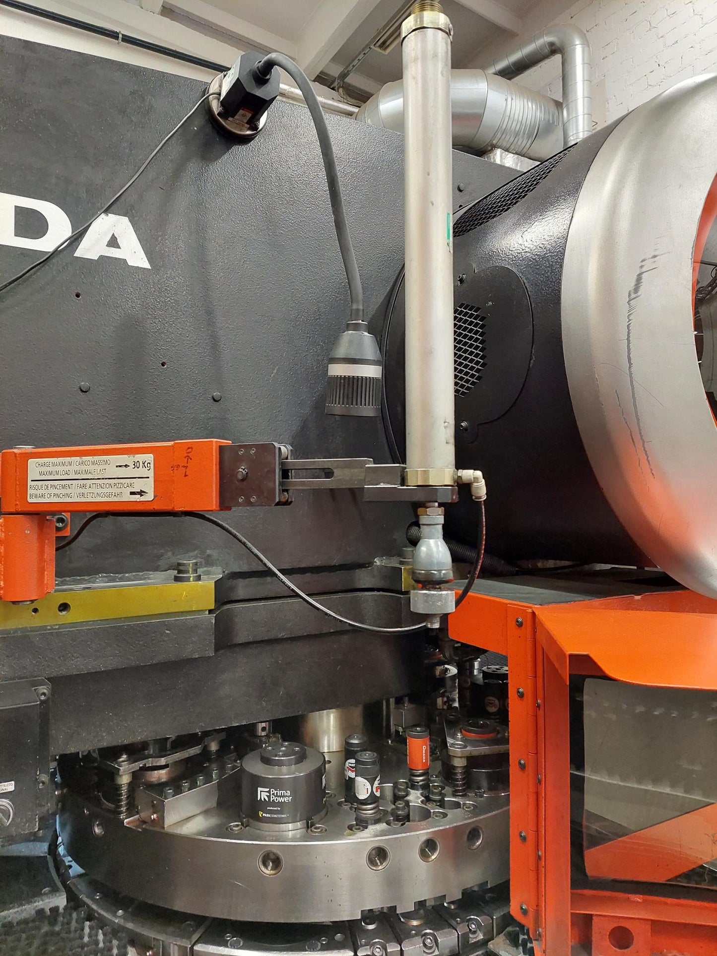 AMADA EM2510NT, vintage 2004