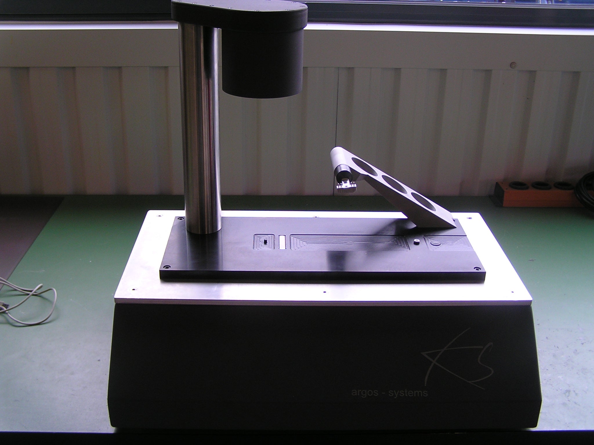 Argos FVS2 feeder calibration device – Electrotech